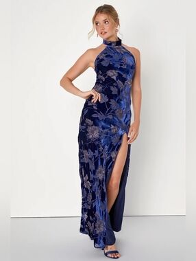 Lulus Dreamy Blossom Dark Blue Floral Velvet Halter Maxi Dress, Size Large